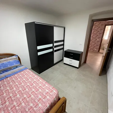 Casa Con Corte Apartmán *