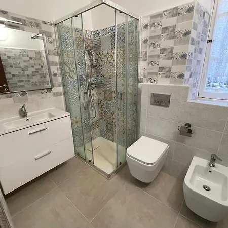 Casa Con Corte Appartamento La Spezia