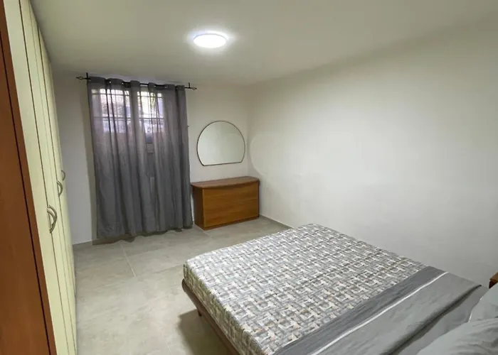 Appartamento Casa Con Corte *